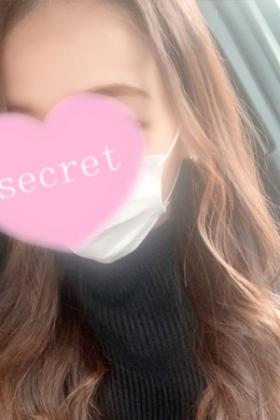 水川梨乃
