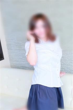 友田　せな